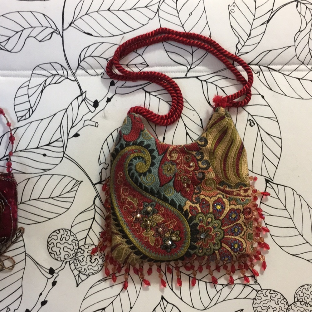 Vintage handmade evening bag. Designer Endeavors by Barbara Miller. 7x8 inches